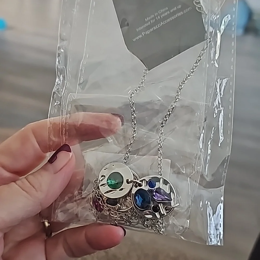 Handcrafted Honor Multi Necklace SILVER Purple Green Blue 💜 - Picture 3 of 4